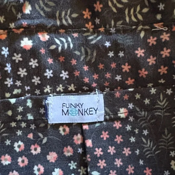 Funky Monkey Elegant Woven Clutch in Tan and navy - Picture 5 of 7